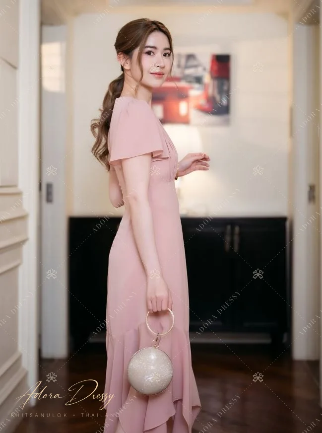 ตัวอย่างชุดโทนชมพู จาก Adora Dressy พิษณุโลก ภาพที่ 2