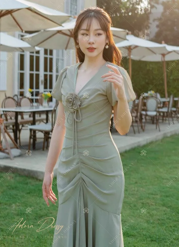 ตัวอย่างชุดโทนเขียว จาก Adora Dressy พิษณุโลก ภาพที่ 2