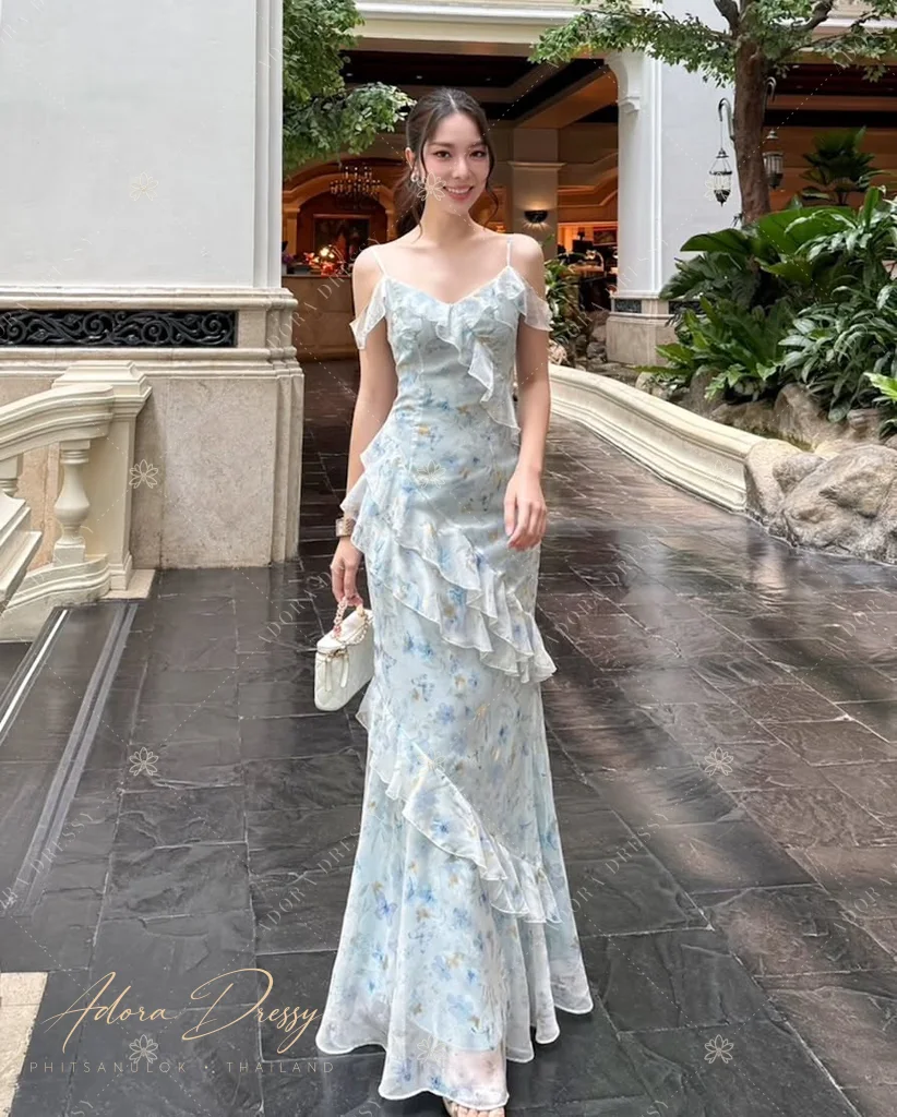ตัวอย่างชุดโทนฟ้า-เทา จาก Adora Dressy พิษณุโลก ภาพที่ 9