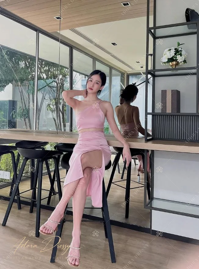 ตัวอย่างชุดโทนชมพู จาก Adora Dressy พิษณุโลก ภาพที่ 113