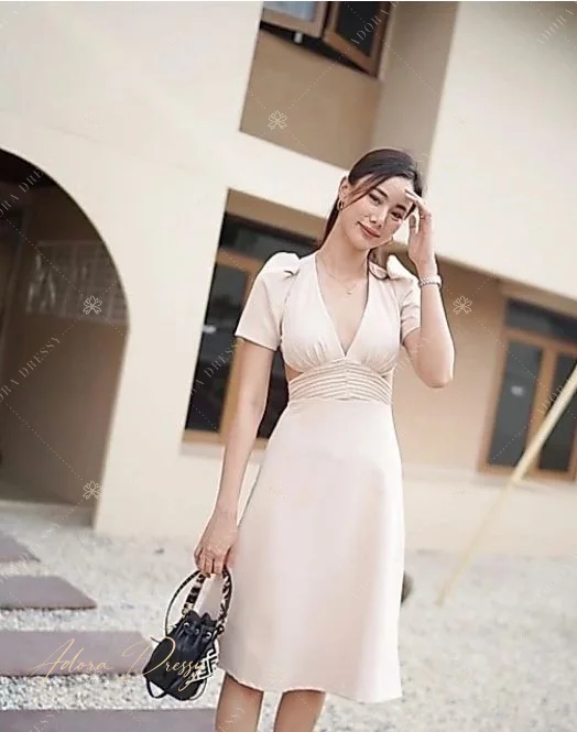 ตัวอย่างชุดโทนครีม-เบจ จาก Adora Dressy พิษณุโลก ภาพที่ 13