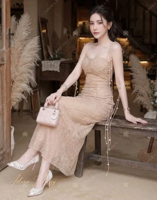 ตัวอย่างชุดโทนน้ำตาล-ทอง จาก Adora Dressy พิษณุโลก ภาพที่ 106