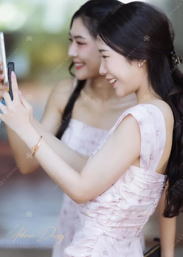 ตัวอย่างชุดโทนชมพู จาก Adora Dressy พิษณุโลก ภาพที่ 88