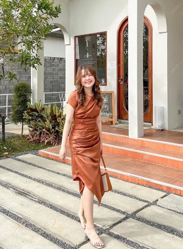 ตัวอย่างชุดโทนน้ำตาล-ทอง จาก Adora Dressy พิษณุโลก ภาพที่ 138