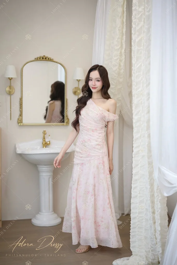 ตัวอย่างชุดโทนชมพู จาก Adora Dressy พิษณุโลก ภาพที่ 73