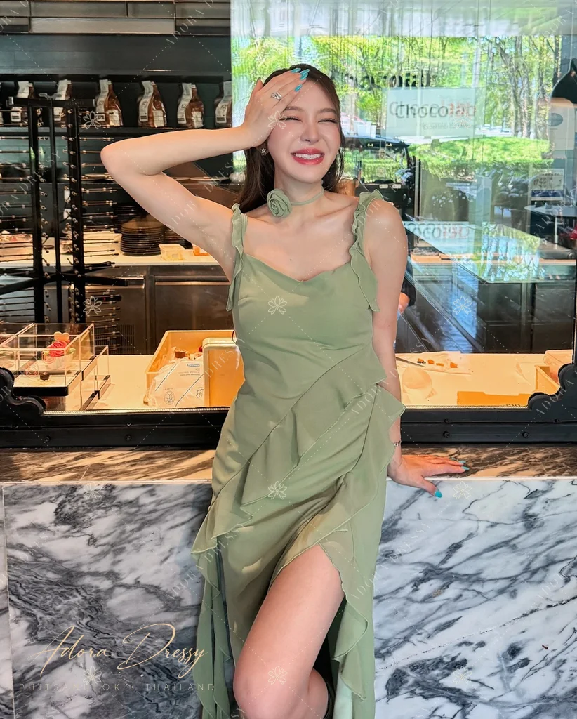 ตัวอย่างชุดโทนเขียว จาก Adora Dressy พิษณุโลก ภาพที่ 38
