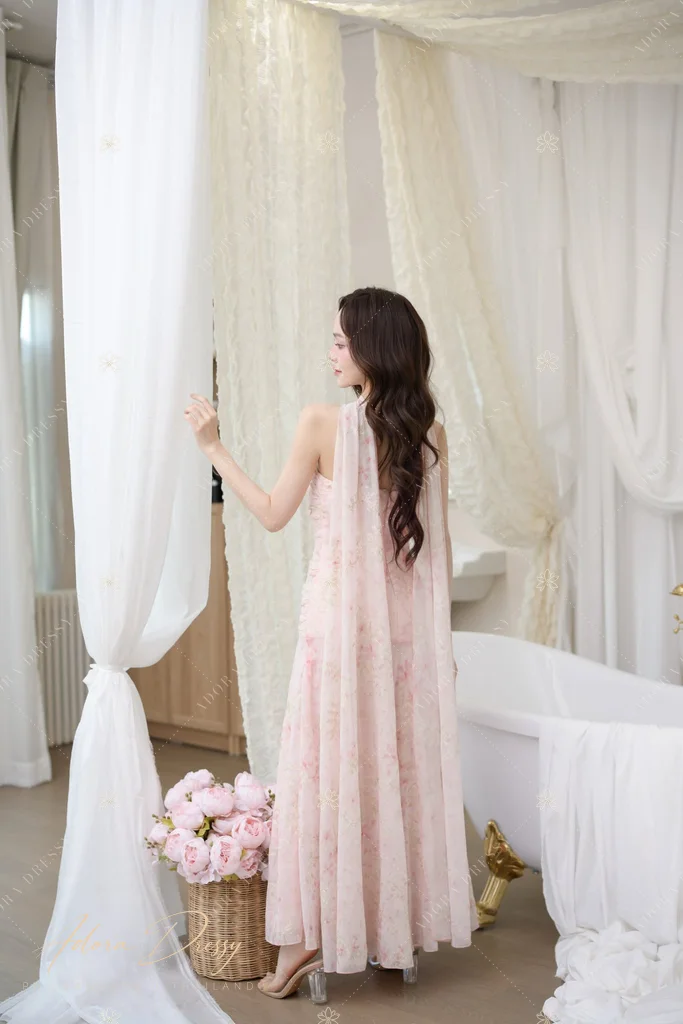 ตัวอย่างชุดโทนชมพู จาก Adora Dressy พิษณุโลก ภาพที่ 78