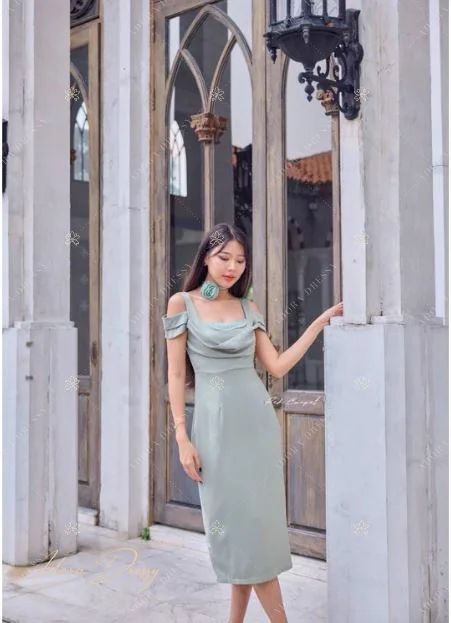 ตัวอย่างชุดโทนเขียว จาก Adora Dressy พิษณุโลก