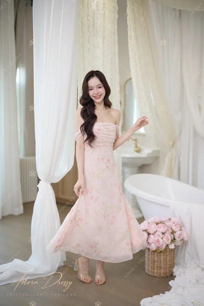 ตัวอย่างชุดโทนชมพู จาก Adora Dressy พิษณุโลก ภาพที่ 75