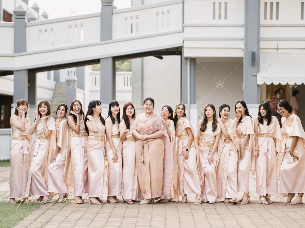 ตัวอย่างชุดไทยจาก Adora Dressy พิษณุโลก ภาพที่ 2