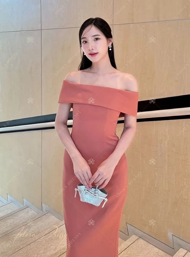 ตัวอย่างชุดโทนน้ำตาล-ทอง จาก Adora Dressy พิษณุโลก