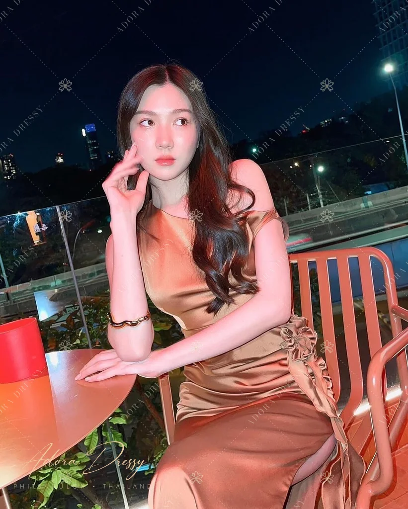 ตัวอย่างชุดโทนน้ำตาล-ทอง จาก Adora Dressy พิษณุโลก ภาพที่ 35