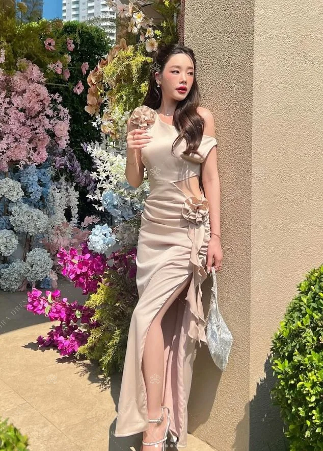 ตัวอย่างชุดโทนครีม-เบจ จาก Adora Dressy พิษณุโลก ภาพที่ 5