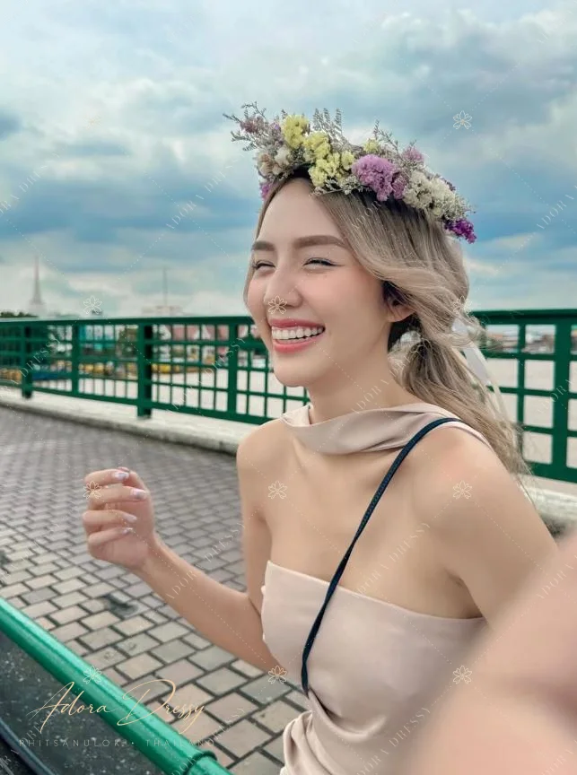 ตัวอย่างชุดโทนครีม-เบจ จาก Adora Dressy พิษณุโลก ภาพที่ 40