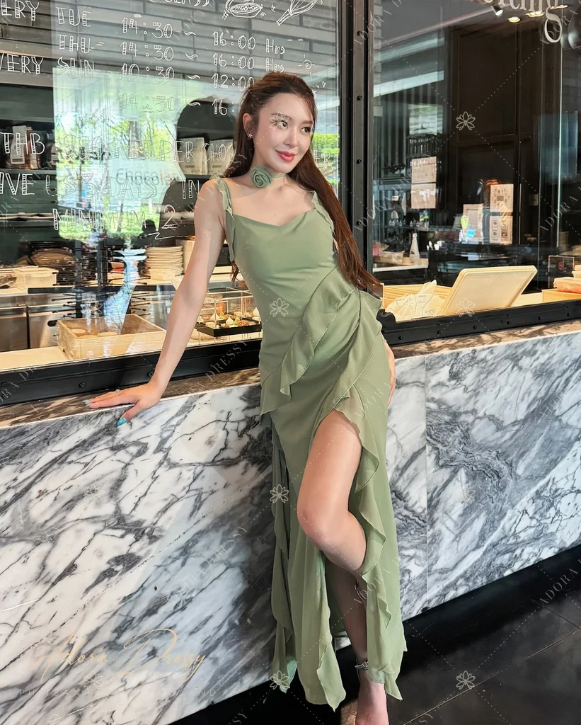 ตัวอย่างชุดโทนเขียว จาก Adora Dressy พิษณุโลก ภาพที่ 33
