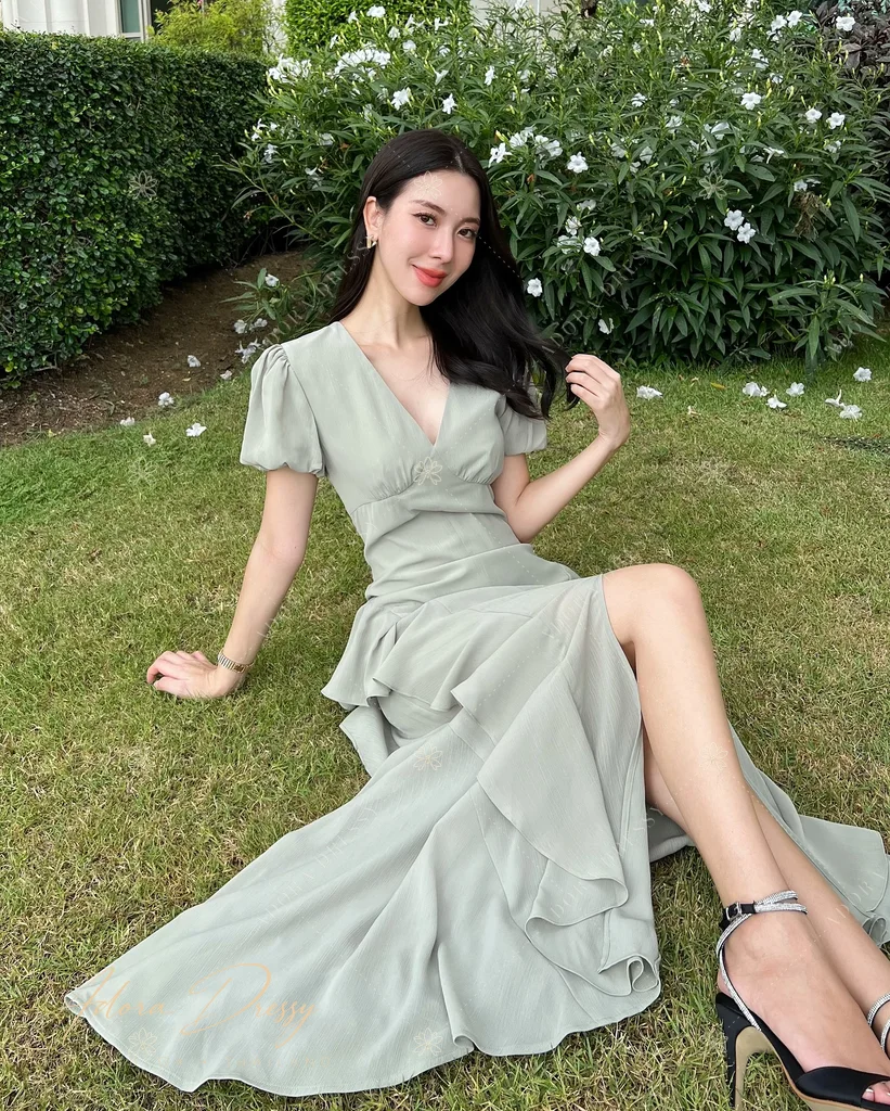 ตัวอย่างชุดโทนเขียว จาก Adora Dressy พิษณุโลก ภาพที่ 51