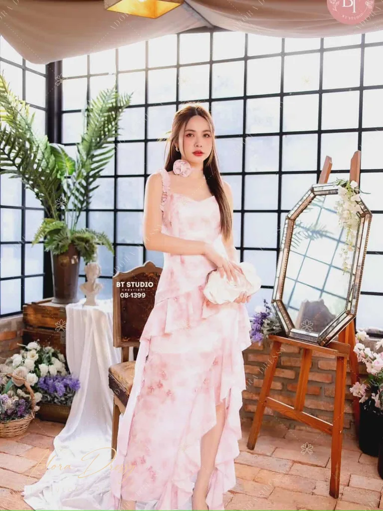 ตัวอย่างชุดโทนชมพู จาก Adora Dressy พิษณุโลก ภาพที่ 50