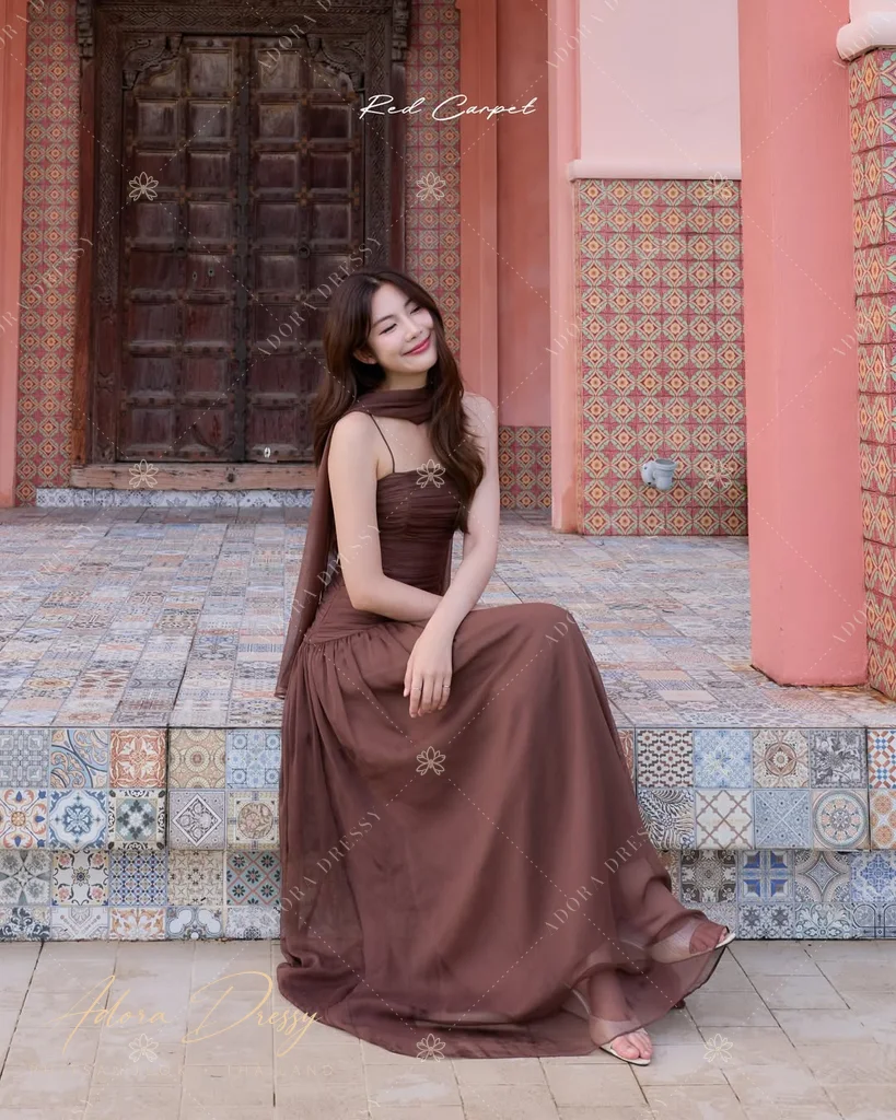 ตัวอย่างชุดโทนน้ำตาล-ทอง จาก Adora Dressy พิษณุโลก ภาพที่ 87