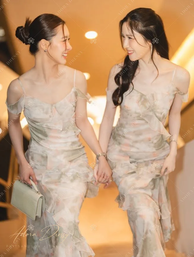 ตัวอย่างชุดโทนเขียว จาก Adora Dressy พิษณุโลก ภาพที่ 4