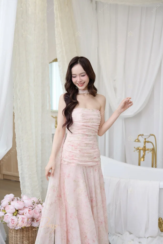ตัวอย่างชุดโทนชมพู จาก Adora Dressy พิษณุโลก ภาพที่ 69