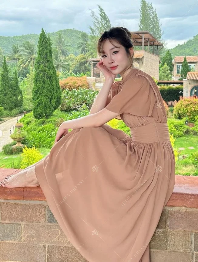 ตัวอย่างชุดโทนน้ำตาล-ทอง จาก Adora Dressy พิษณุโลก ภาพที่ 4